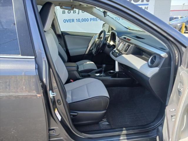 2017 Toyota RAV4 HYBRID XLE