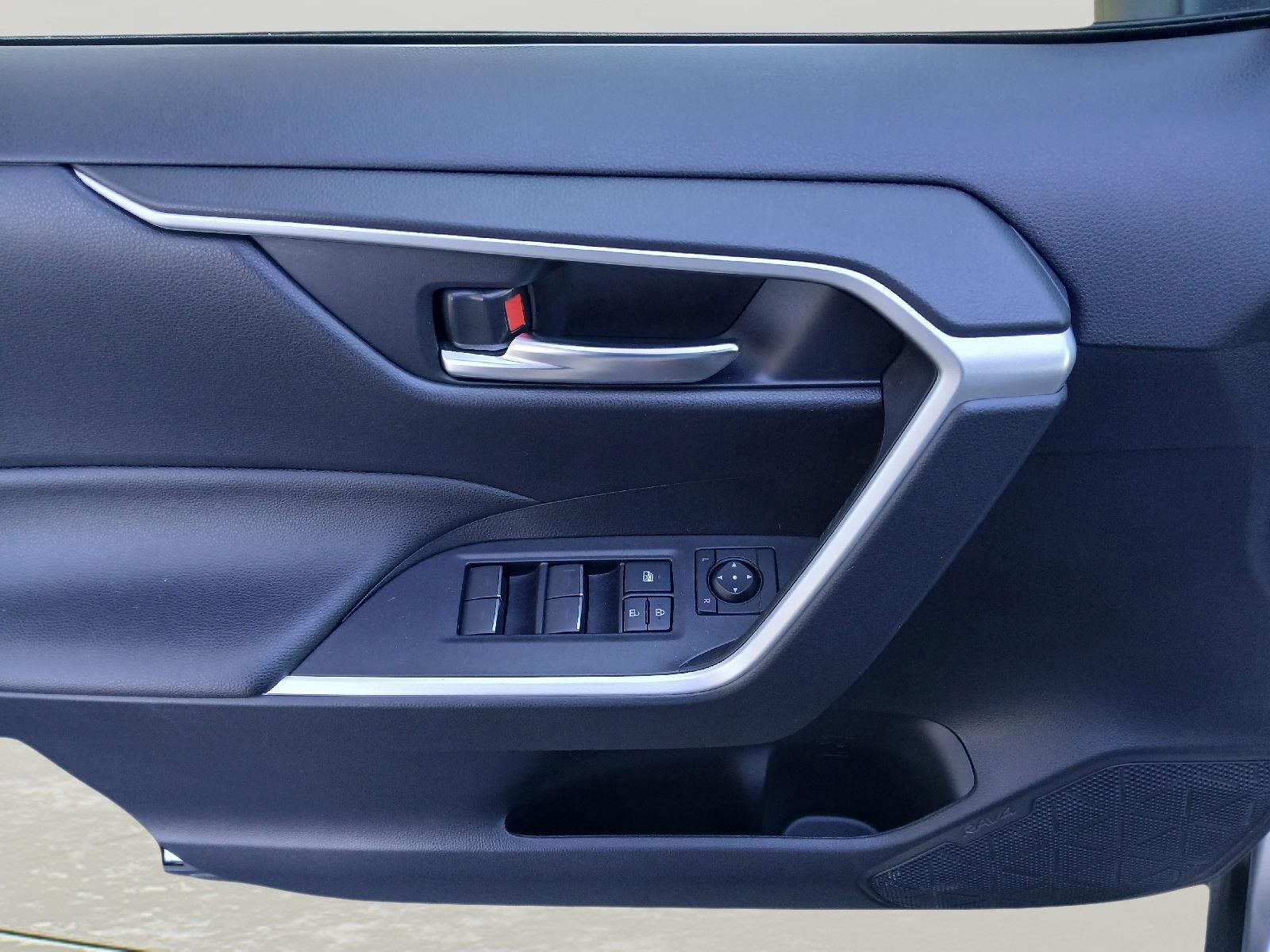 2025 Toyota RAV4 Hybrid Hybrid XLE