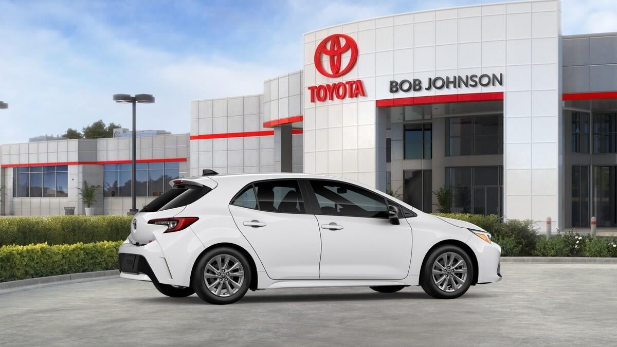 2026 Toyota COROLLA HATCHBACK SE CVT