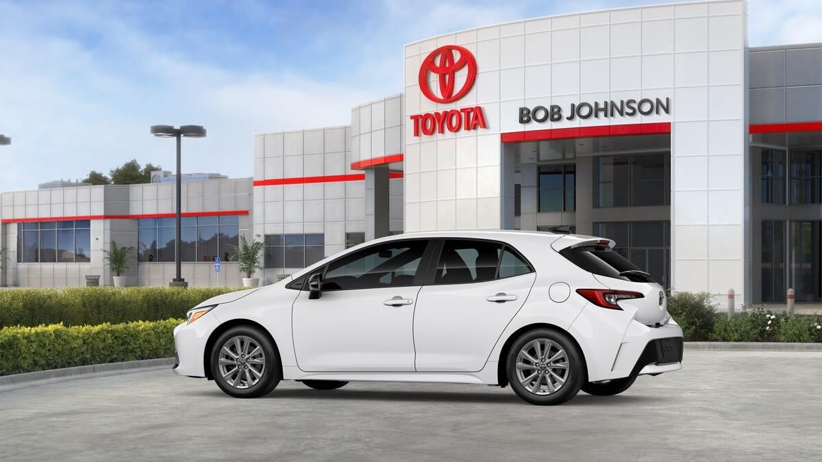 2026 Toyota COROLLA HATCHBACK SE CVT