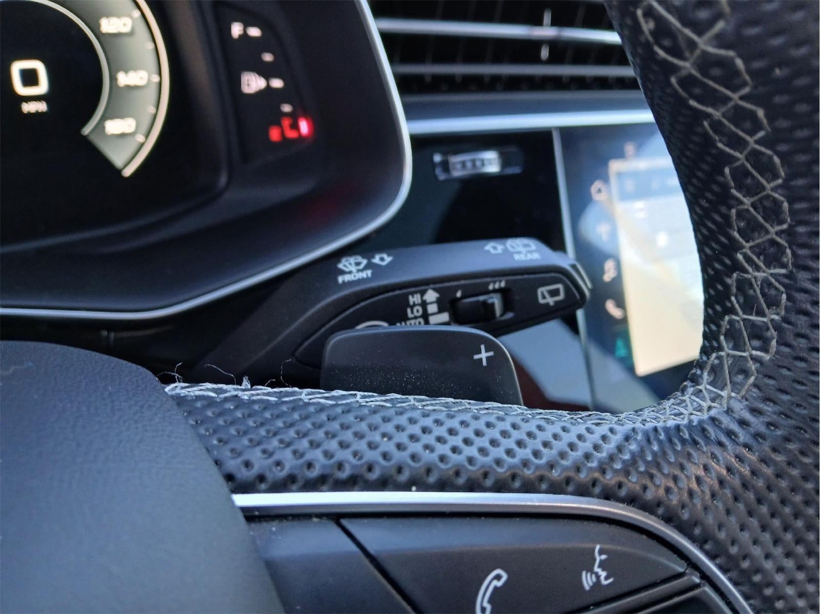 2021 Audi SQ7 Premium Plus