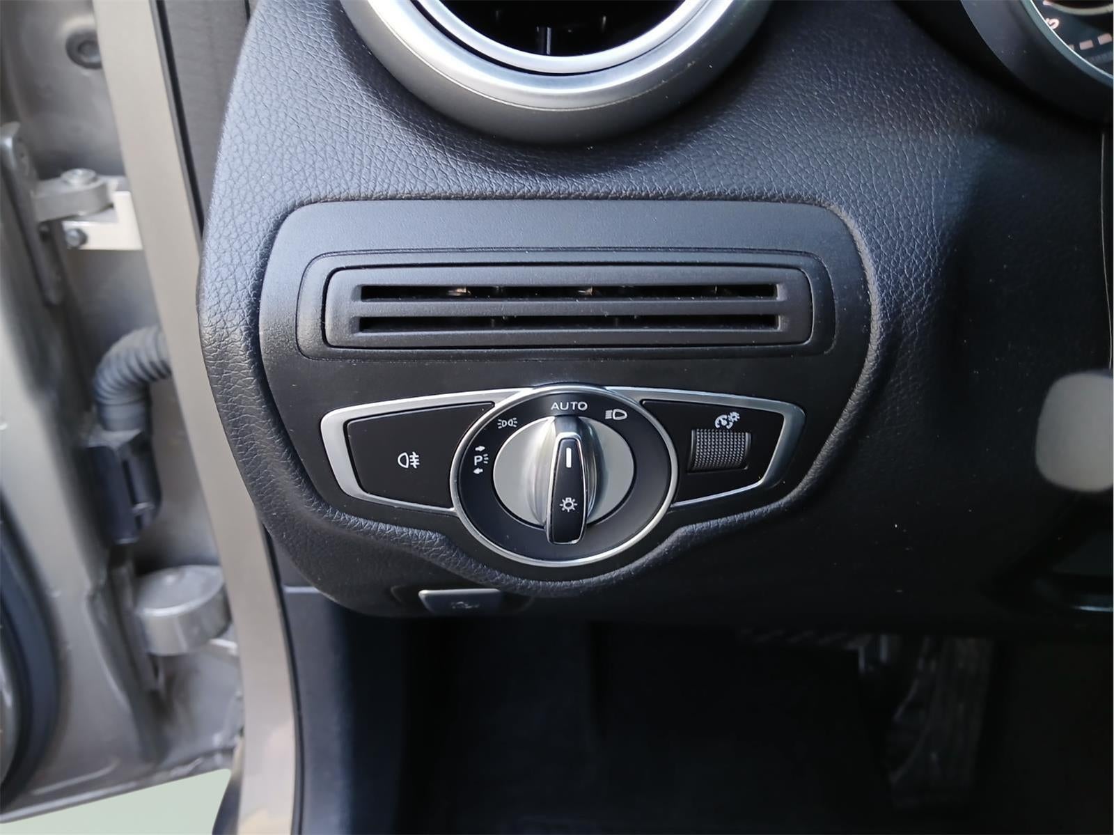 2019 Mercedes-Benz GLC-Class GLC 300