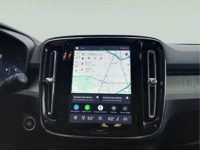2025 Volvo XC40 Ultra Dark Theme