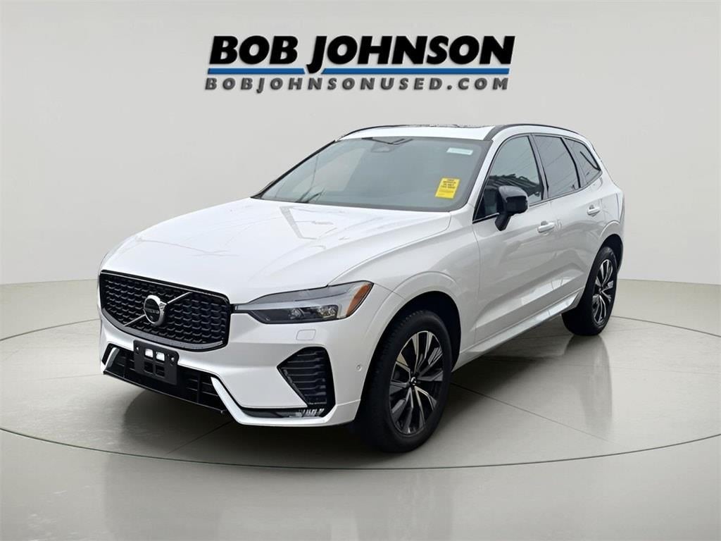 2025 Volvo XC60 Plus