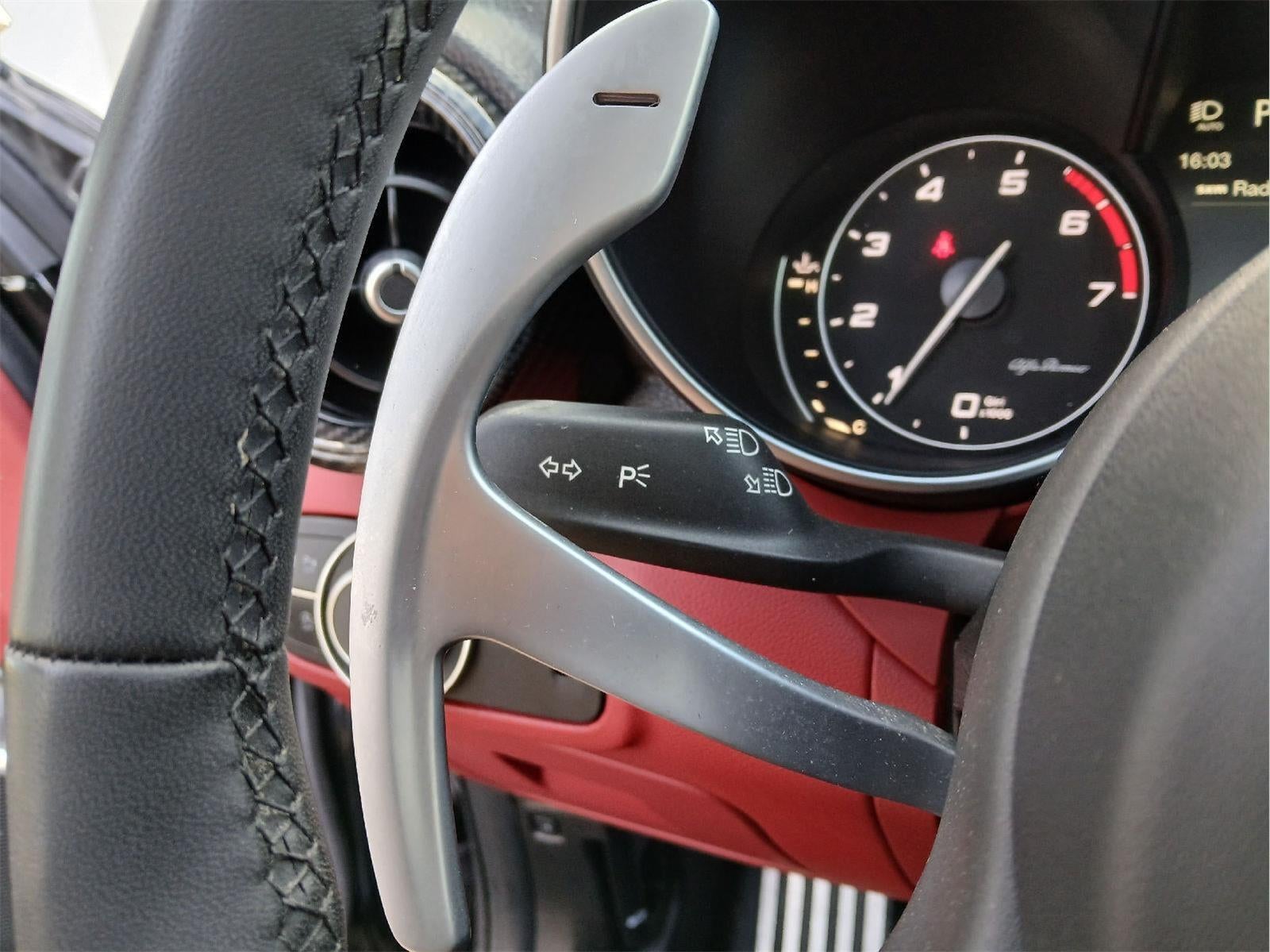 2018 Alfa Romeo GIULIA SEDAN