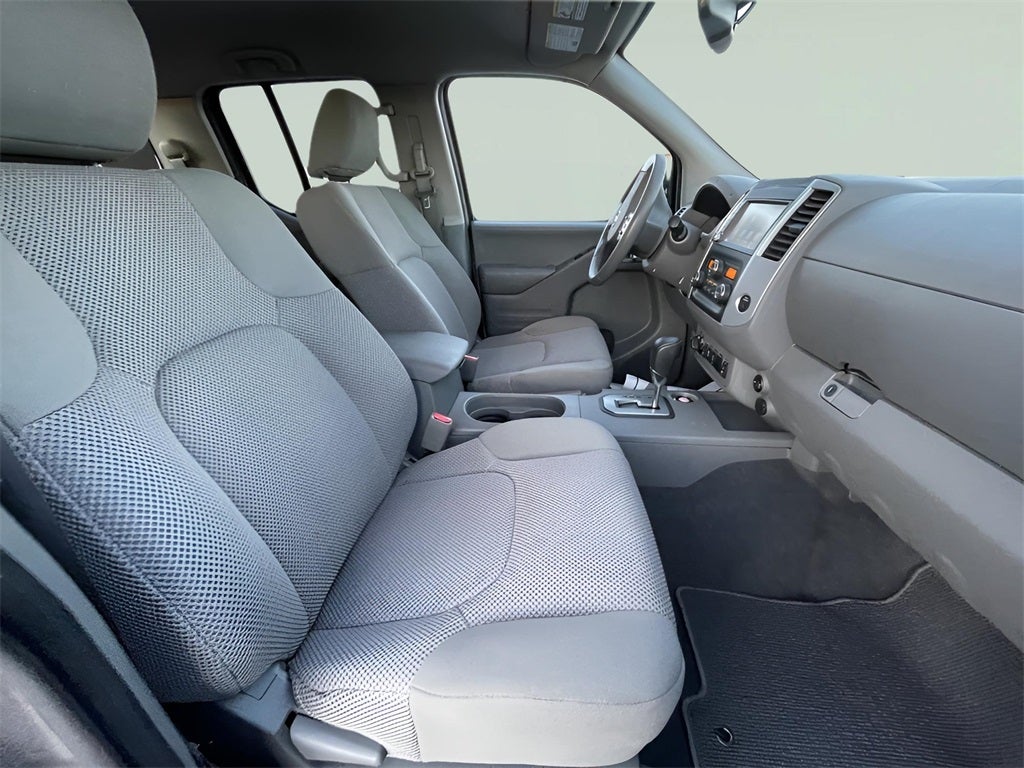 2020 Nissan Frontier SV