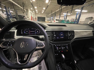 2022 Volkswagen Atlas Cross Sport 3.6L V6 SE w/Technology Certified