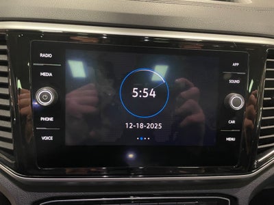 2022 Volkswagen Atlas Cross Sport 3.6L V6 SE w/Technology Certified