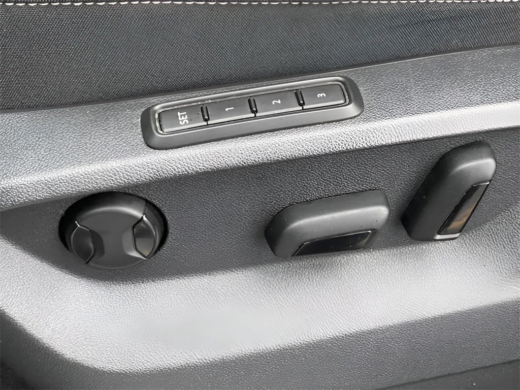 2022 Volkswagen Atlas 3.6L V6 SEL R-Line Certified