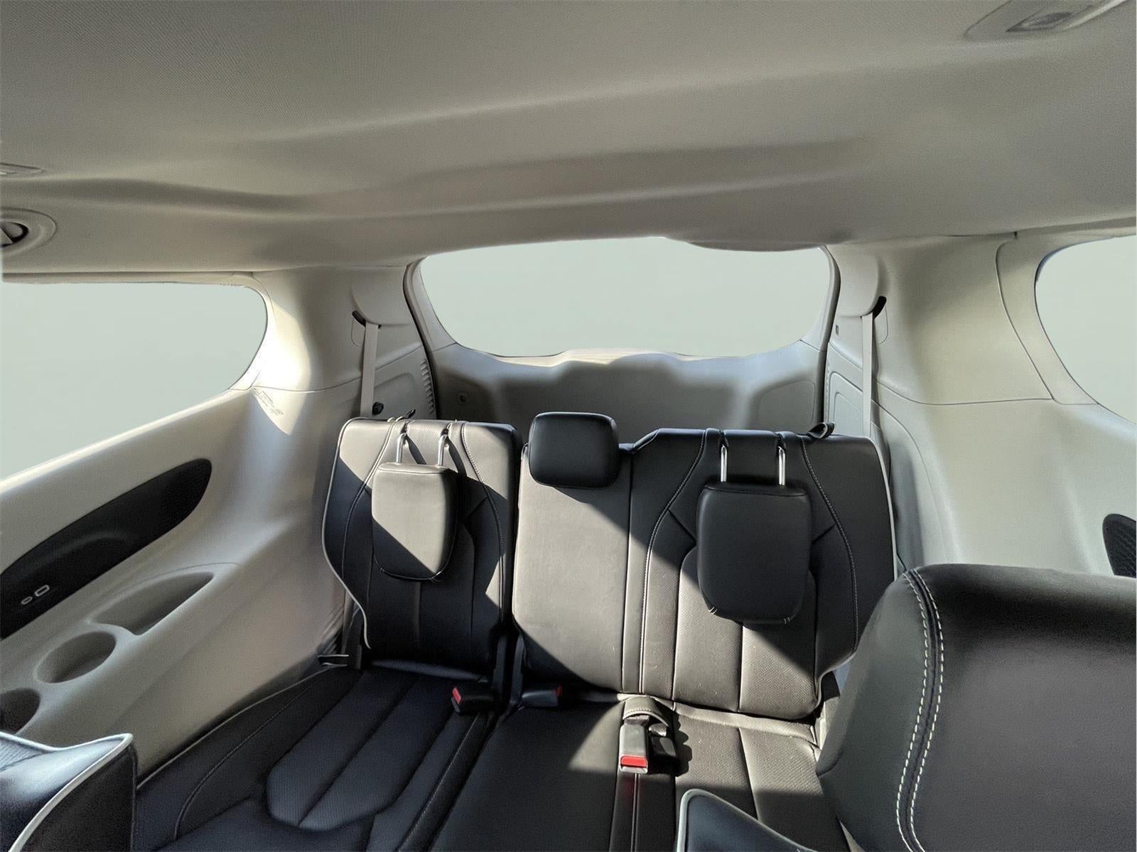 2023 Chrysler Pacifica Hybrid Limited