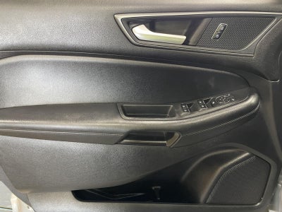 2021 Ford Edge SE