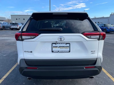 2023 Toyota RAV4 XLE