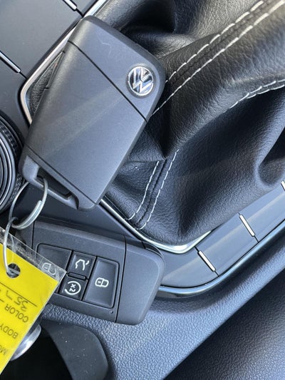 2023 Volkswagen Taos SEL