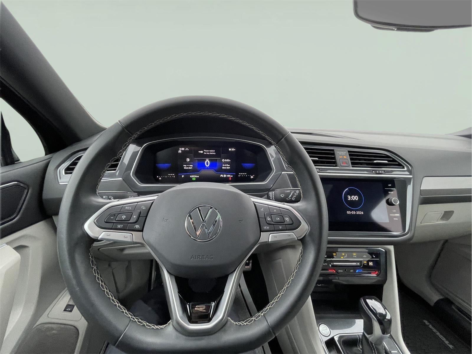 2023 Volkswagen Tiguan SE R-Line Black