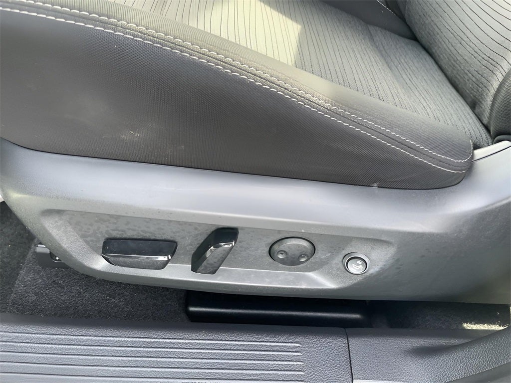 2023 Nissan Rogue SV Certified *$500 CPO Rebate*