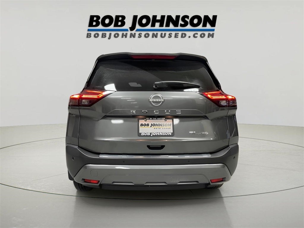 2022 Nissan Rogue SL