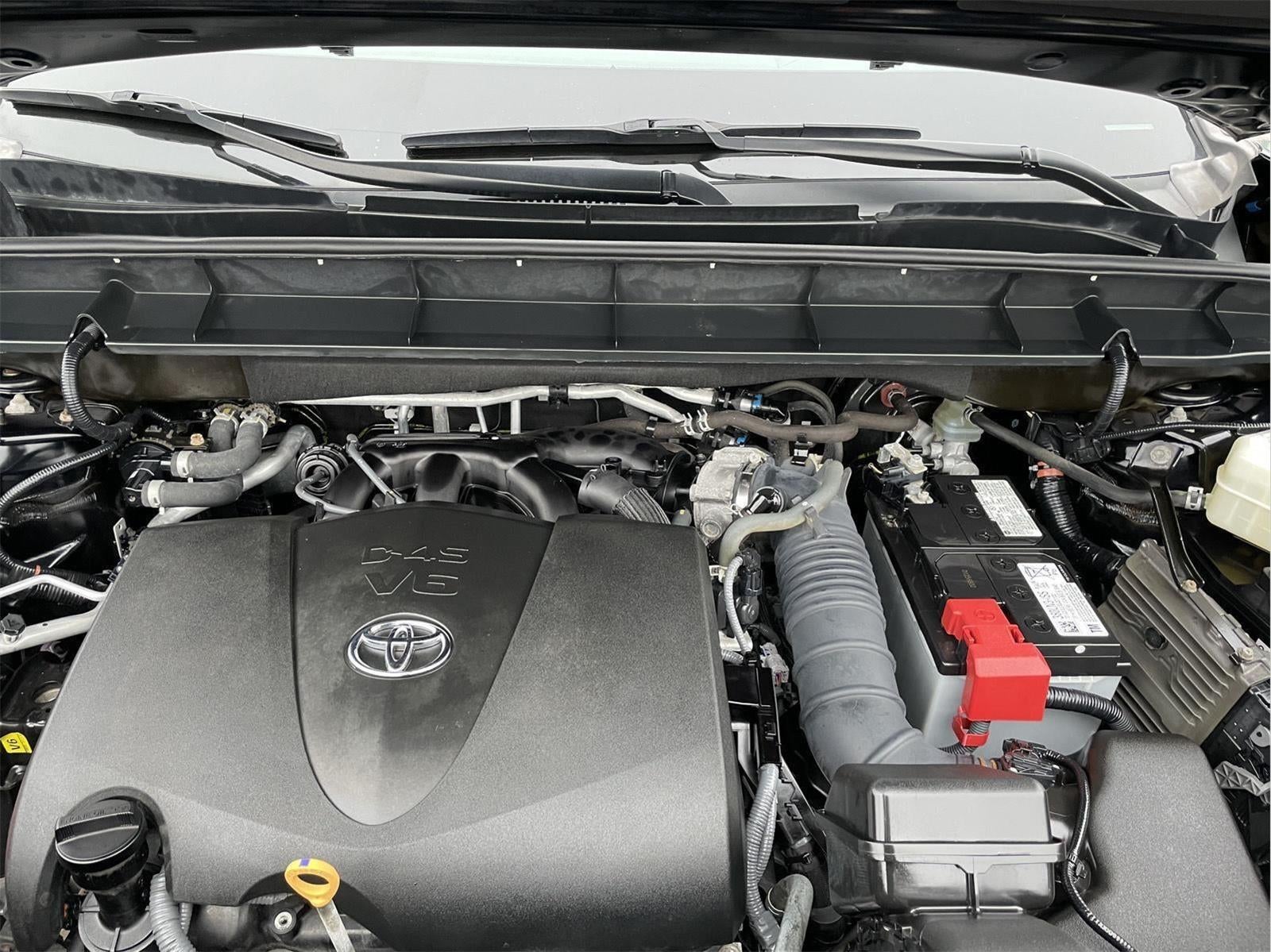 2021 Toyota Highlander LE