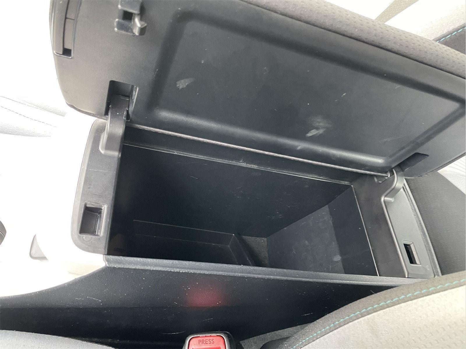 2018 Toyota Prius Three