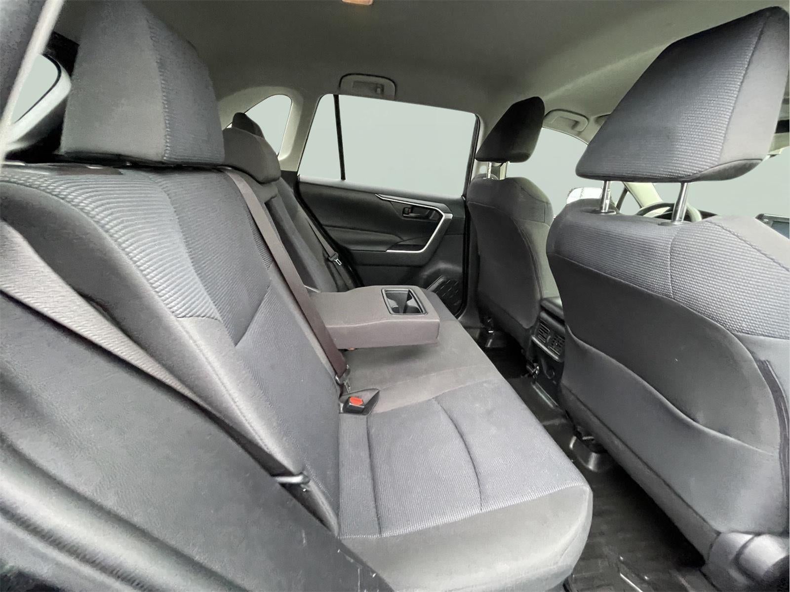 2019 Toyota RAV4 Hybrid LE