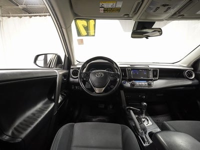 2017 Toyota RAV4 Hybrid XLE