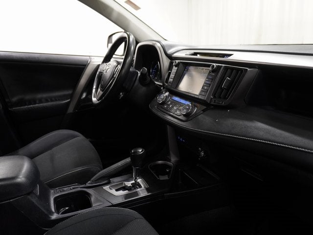 2017 Toyota RAV4 Hybrid XLE