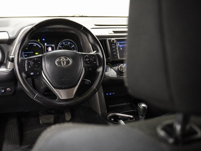 2017 Toyota RAV4 Hybrid XLE