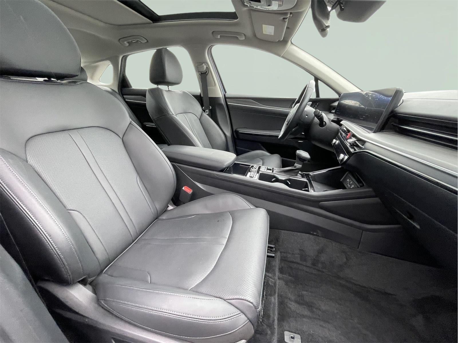 2025 Kia K5 EX