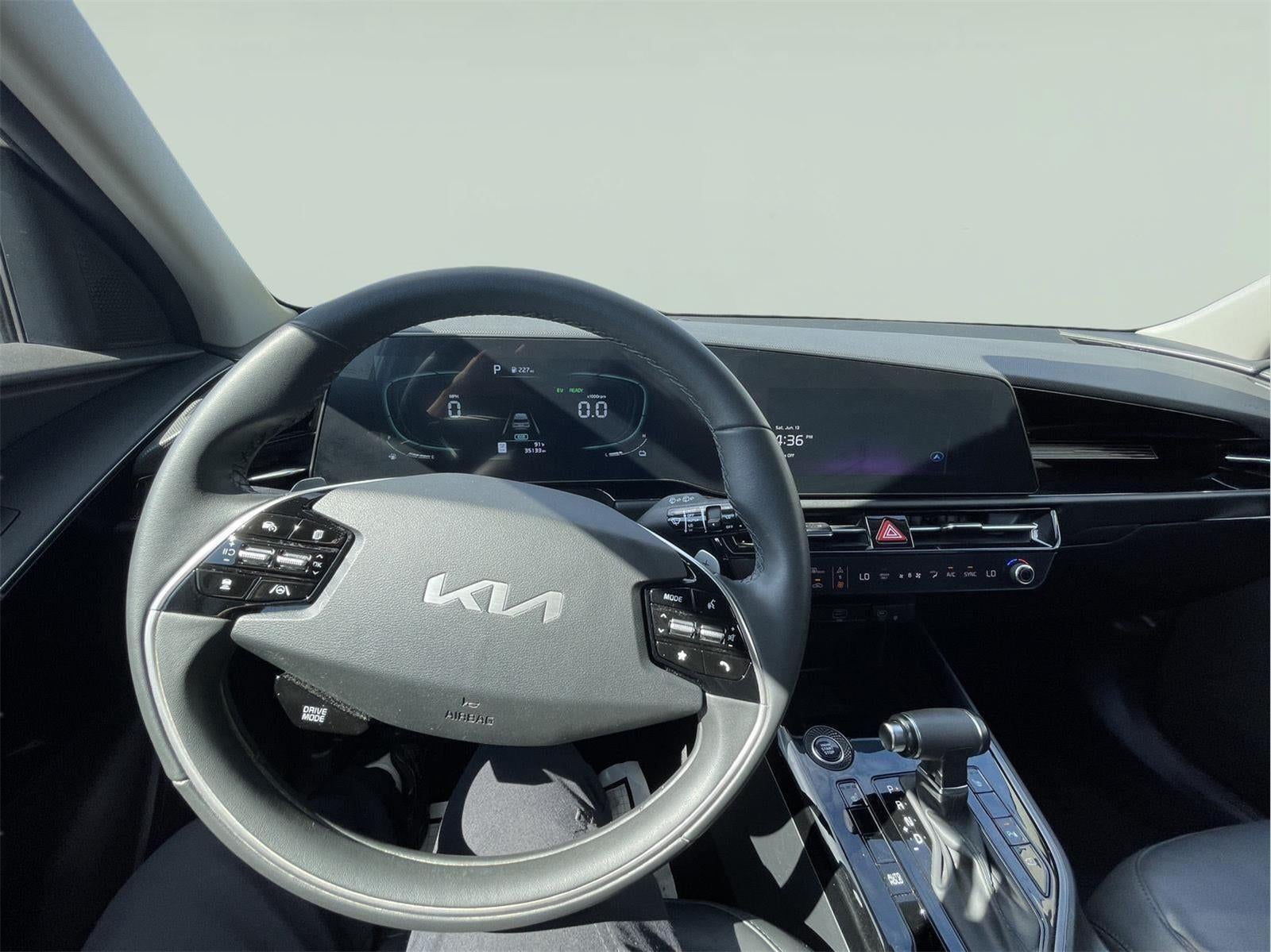 2023 Kia Niro EX