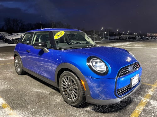 2025 MINI Cooper S Signature Plus - Certified **$2500 Rebate**