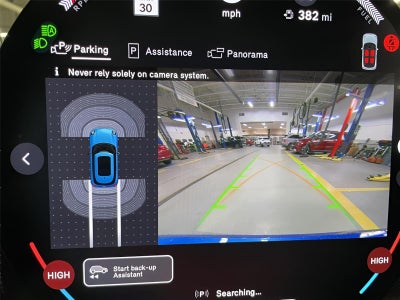 2025 MINI Cooper S Signature Plus - Certified **$2500 Rebate**