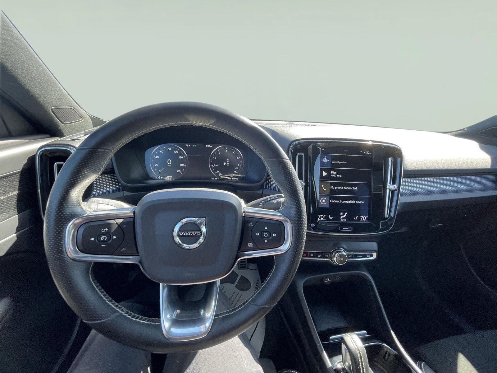 2021 Volvo XC40 R-Design