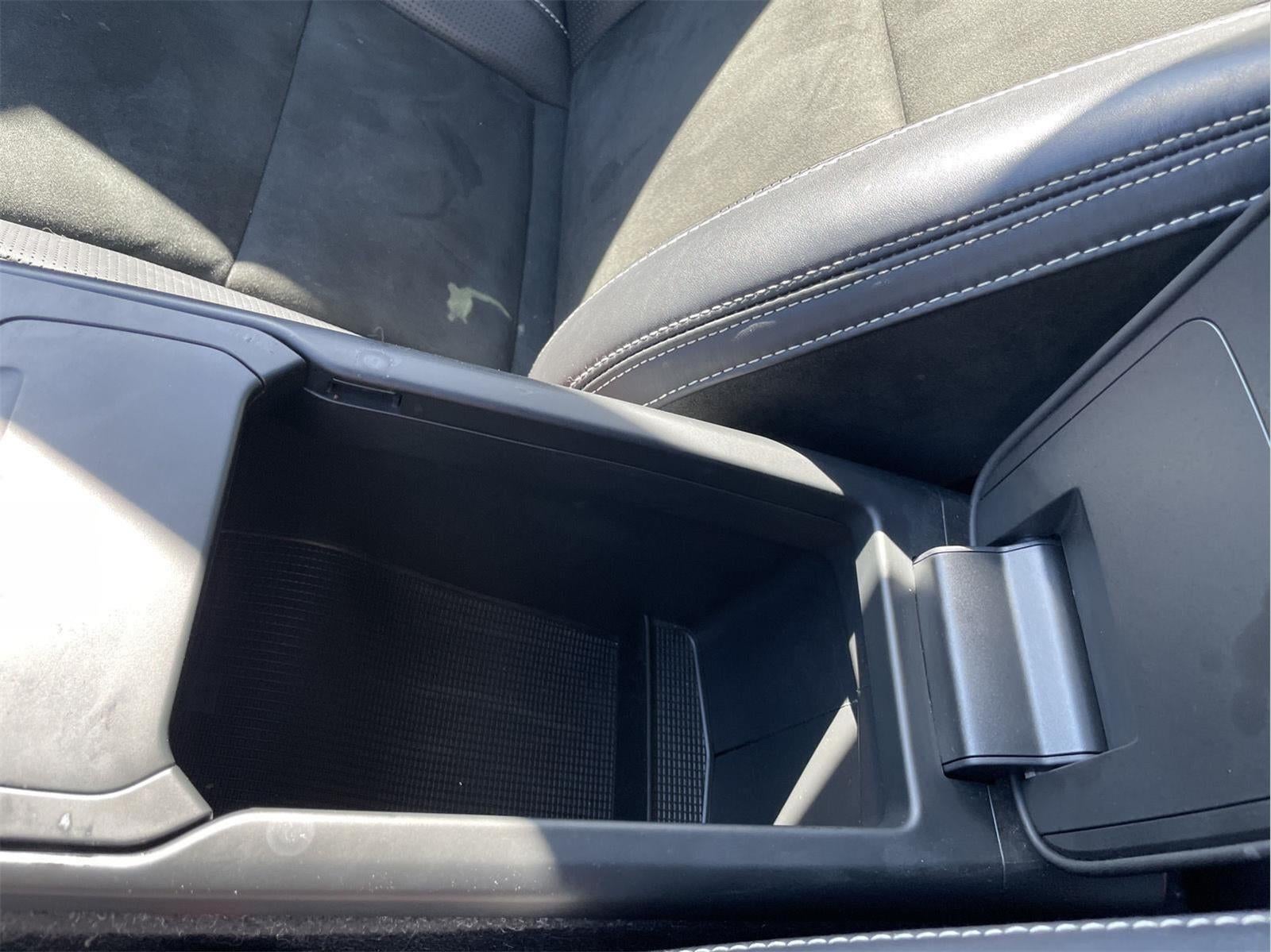 2021 Volvo XC40 R-Design