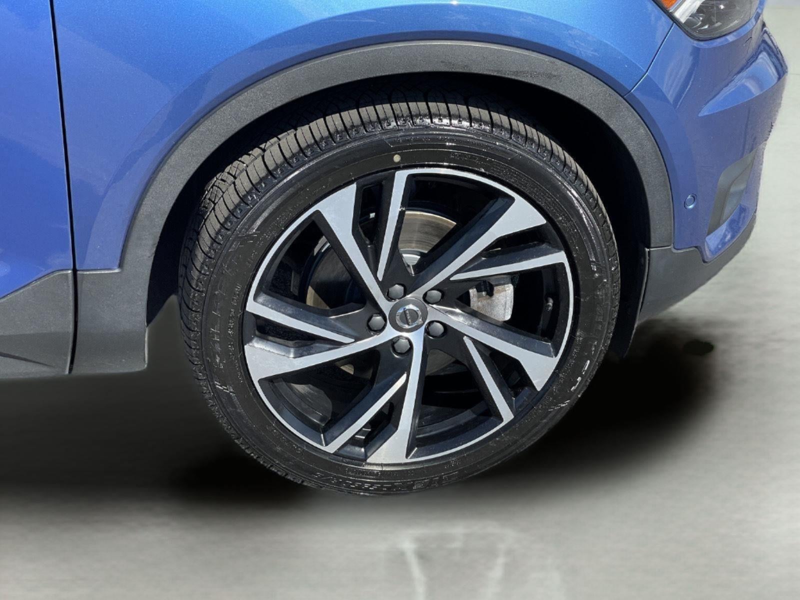 2021 Volvo XC40 R-Design