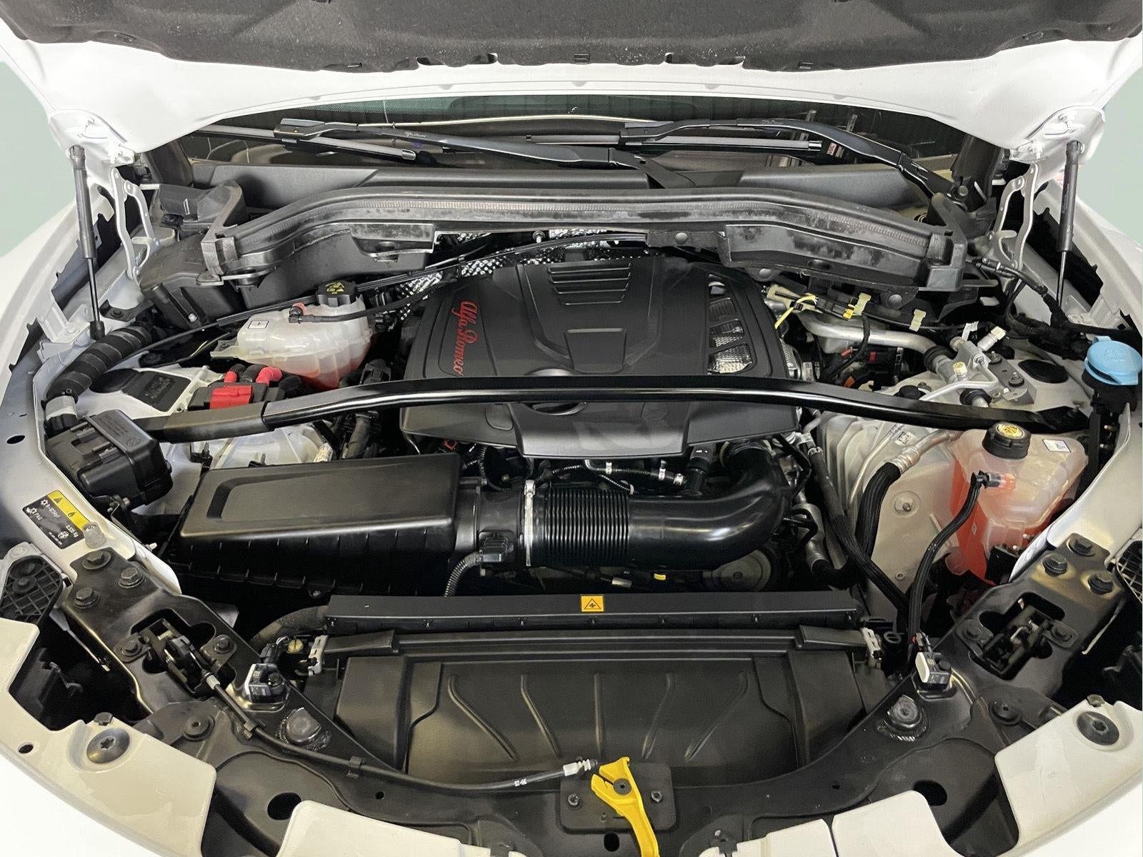 2023 Alfa Romeo Stelvio Veloce