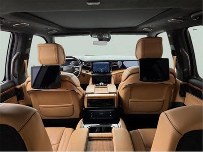 2022 Jeep Grand Wagoneer Series III