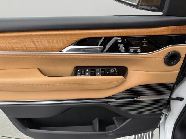 2022 Jeep Grand Wagoneer Series III