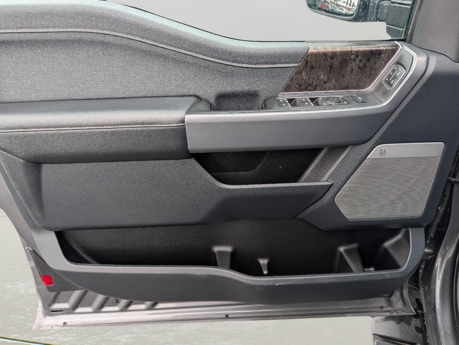 2024 Ford Super Duty F-350 Lariat