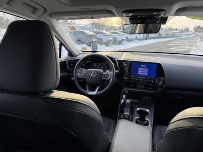 2025 Lexus NX 250 250