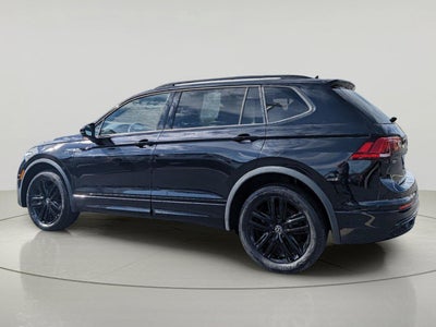 2022 Volkswagen Tiguan SE R-Line Black