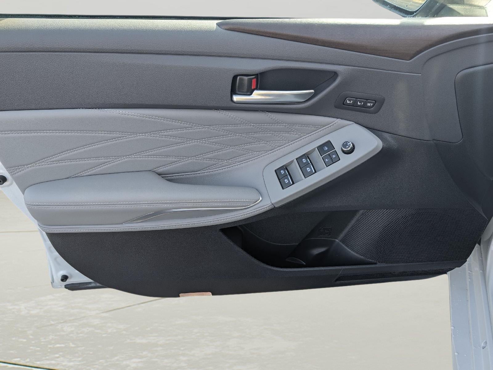 2022 Toyota Avalon Limited