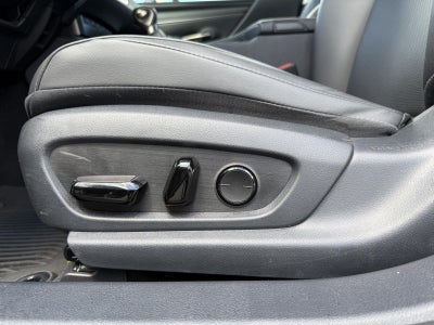 2024 Lexus ES 300h 
