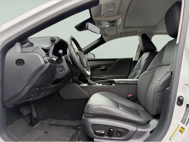 2024 Lexus ES 300h 300h