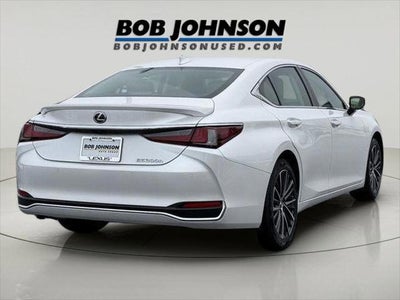 2024 Lexus ES 300h 300h