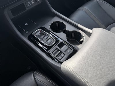 2023 Honda Pilot EX-L w/Rear Captain's Chairs