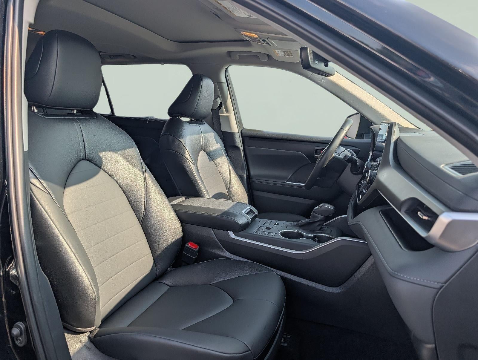 2025 Toyota Highlander XLE