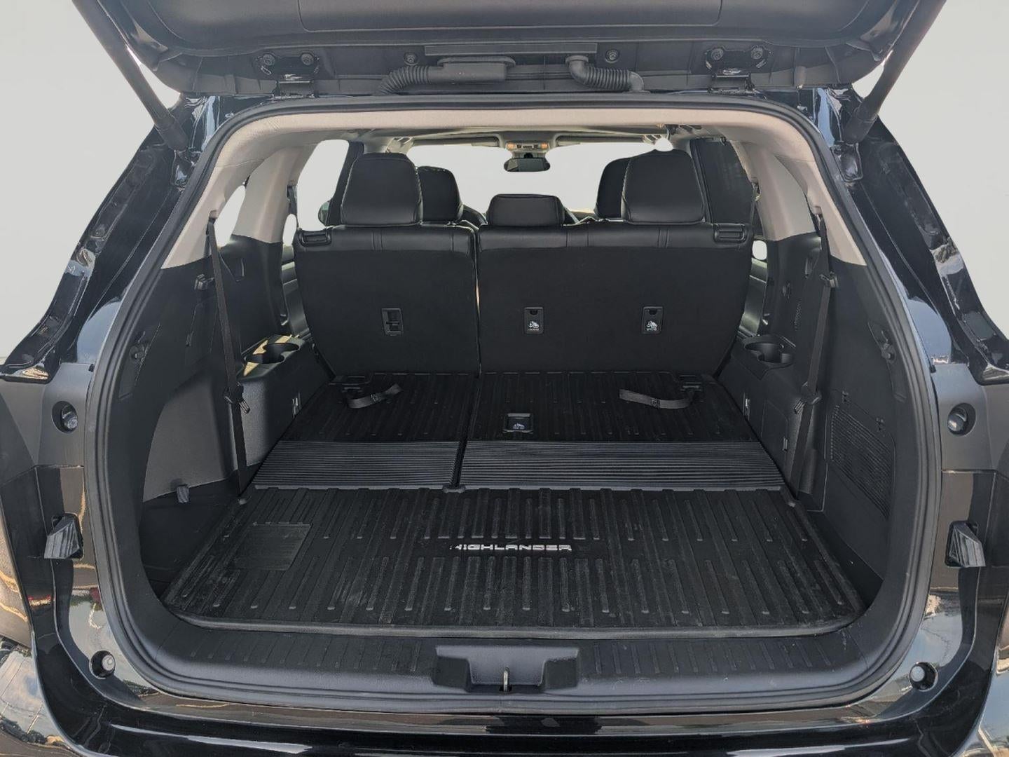 2025 Toyota Highlander XLE