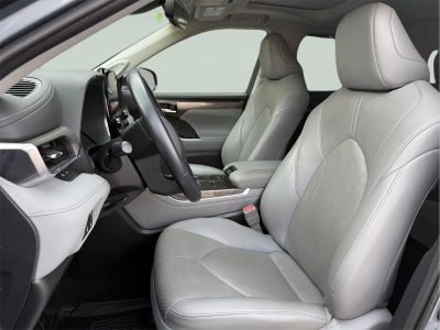 2021 Toyota Highlander Hybrid Limited