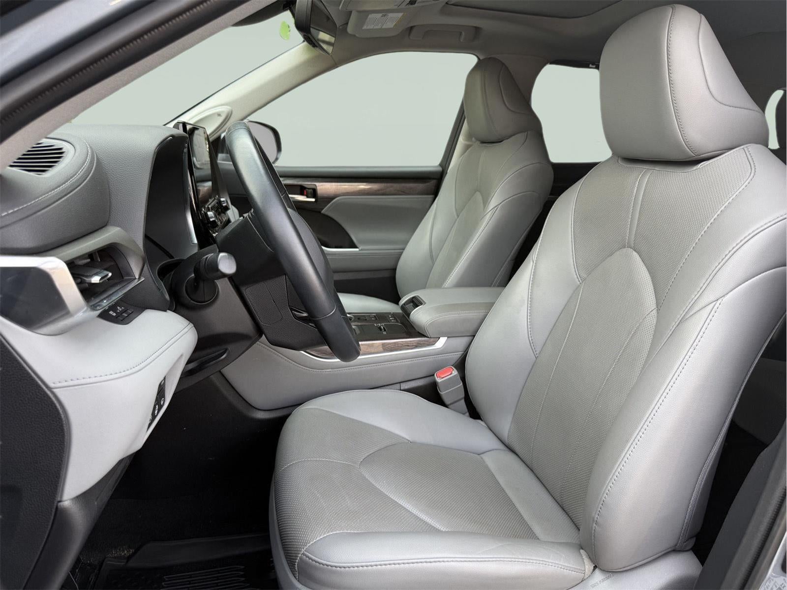2021 Toyota Highlander Hybrid Limited