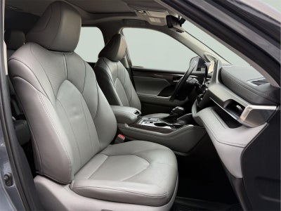 2021 Toyota Highlander Hybrid Limited