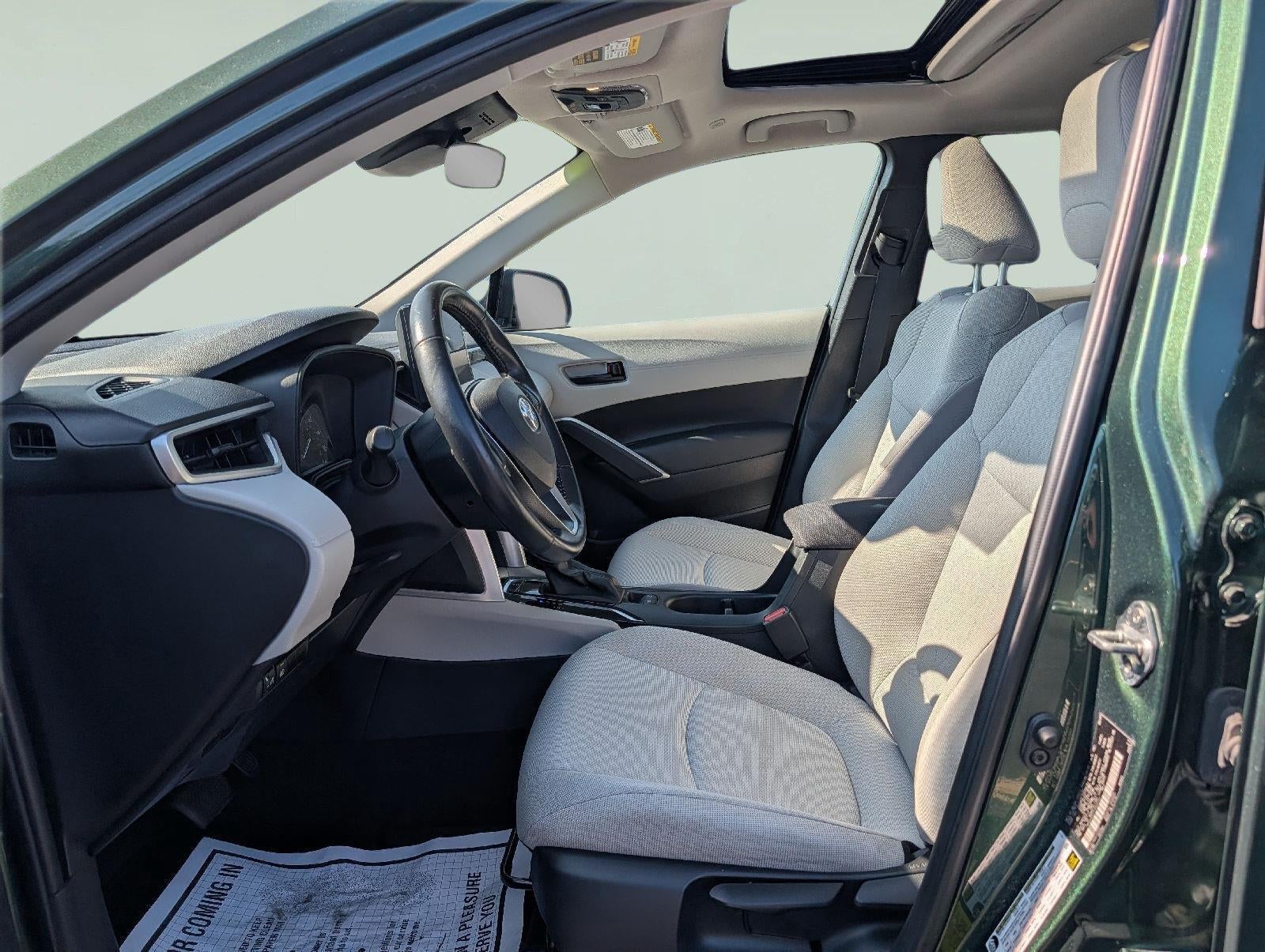 2023 Toyota COROLLA CROSS LE 4WD